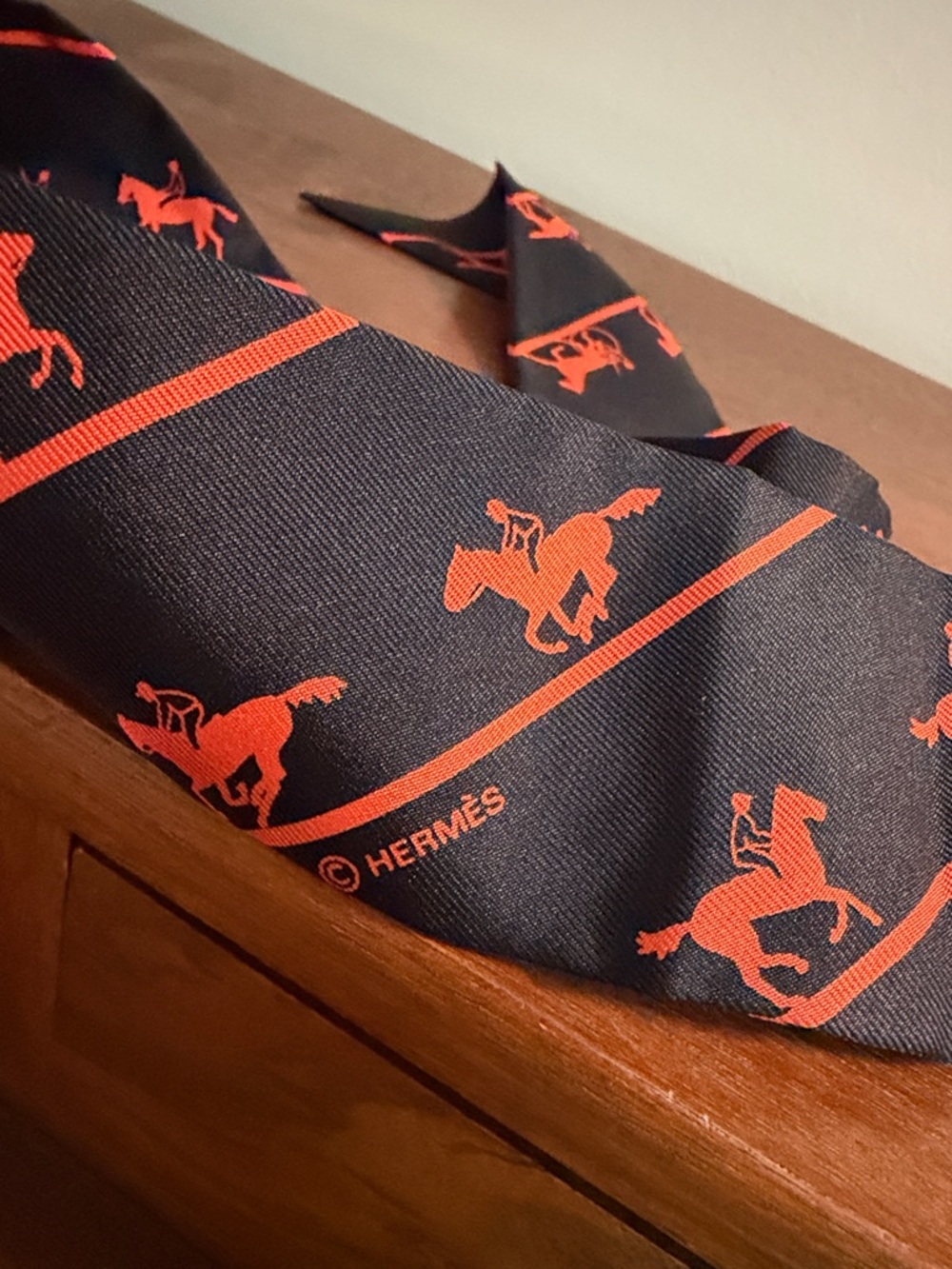 Vintage NWT Hermès Twilly Silk scarf - Picture 3 of 5